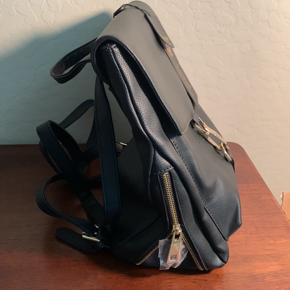 LIONEL PATRICA BRAND NEW WITH TAGS VEGAN LEATHER GORGEOUS BACKPACK - Picture 2 of 6